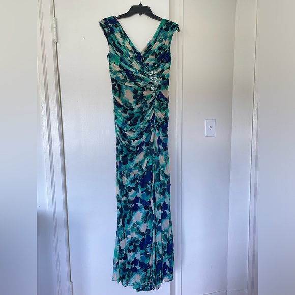 Adrianna Papell Dresses & Skirts - Adrianna Papell Blue Teal Green Ruched V-Neck Maxi Dress with Jewel Accent